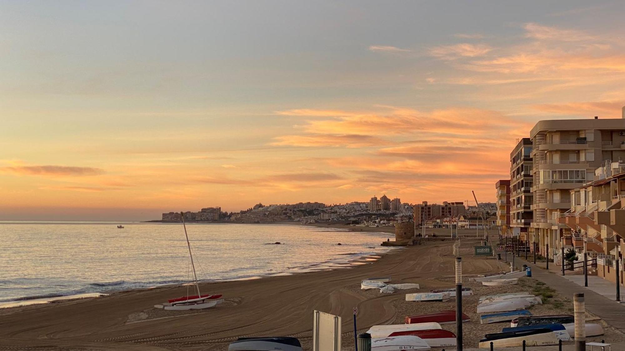Beachfront Apartment - La Mata Torrevieja Kültér fotó