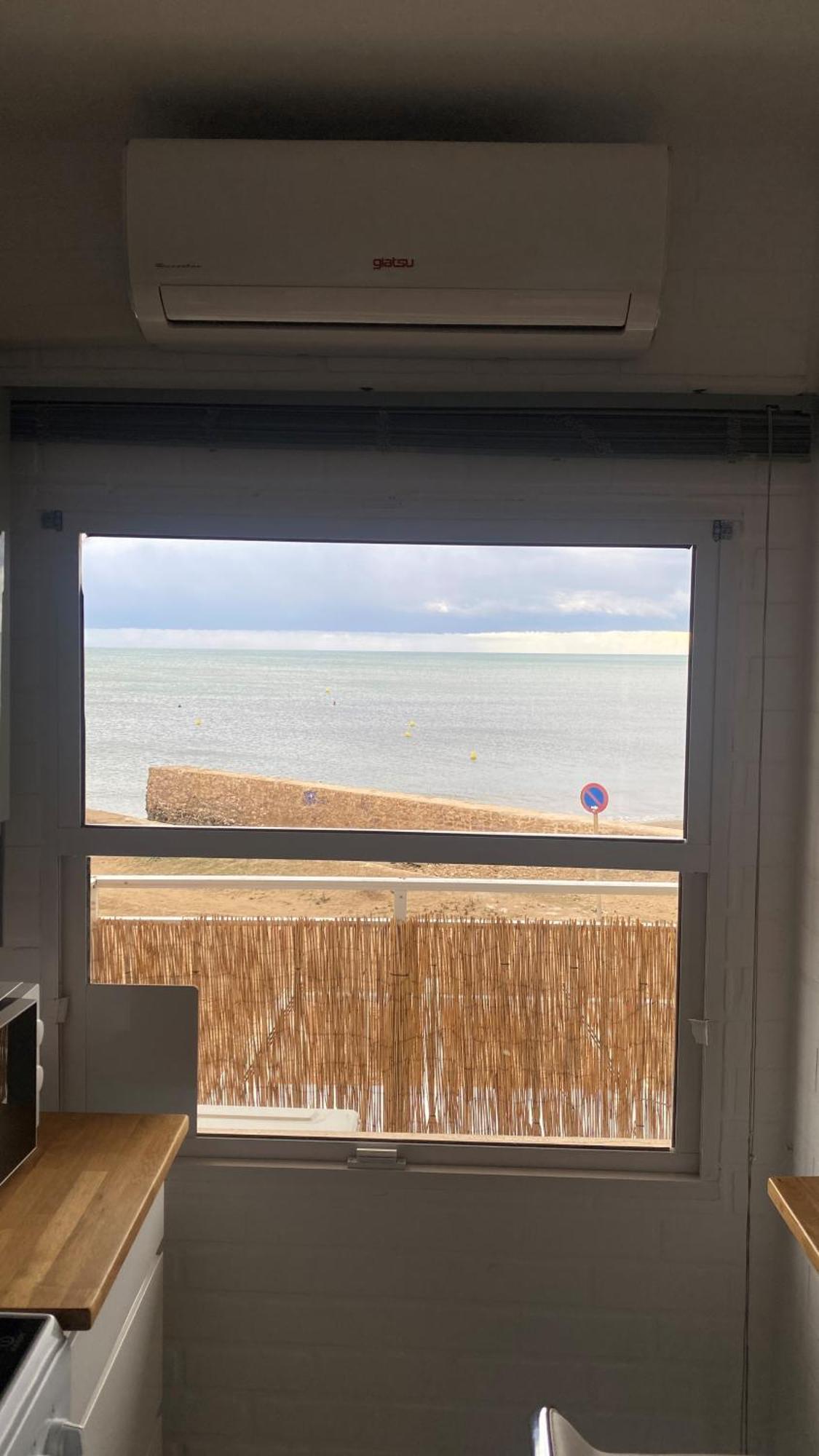 Beachfront Apartment - La Mata Torrevieja Kültér fotó