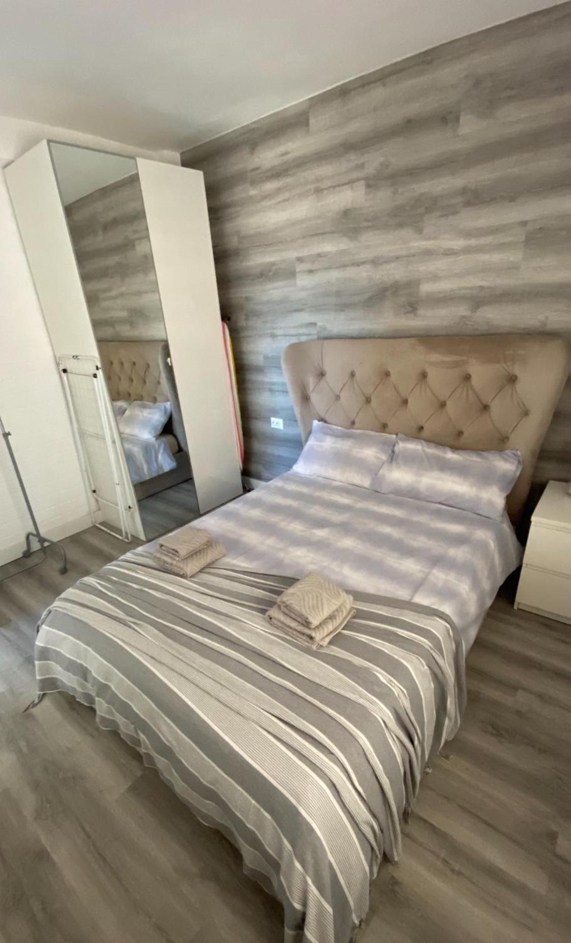 Beachfront Apartment - La Mata Torrevieja Kültér fotó