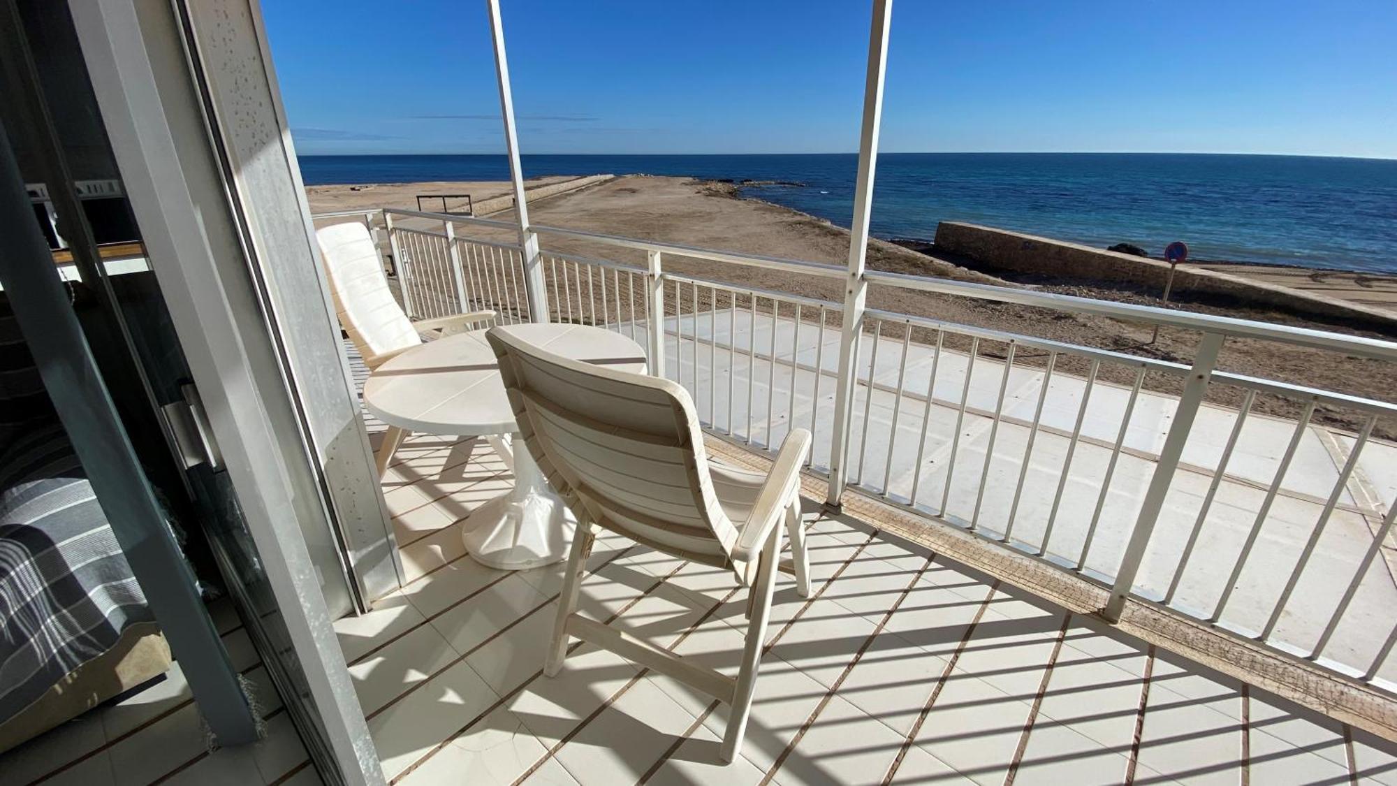 Beachfront Apartment - La Mata Torrevieja Kültér fotó